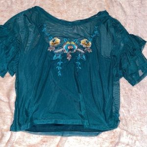 💗 3/$20 mesh floral top